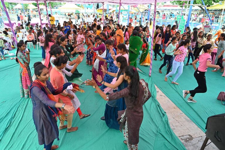 rakesh rajdev રાકેશ રાજદેવ navaratri 2022 photos